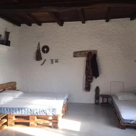 Earth, Mountains And Snow Bed & Breakfast *